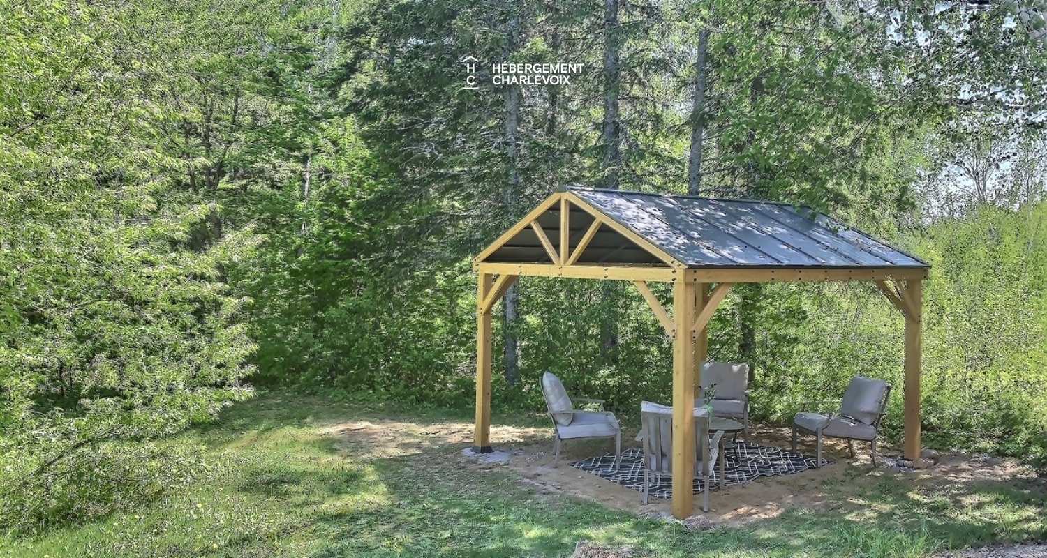 BOI-2 - Large chalet with billiards, spa and nature